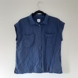 Button down collared short sleeve blouse